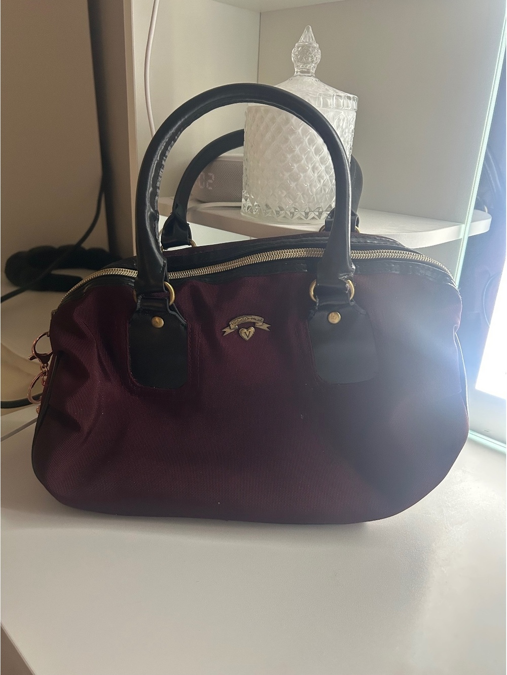 Victoria’s Secret Burgundy Handbag (Send offers!)